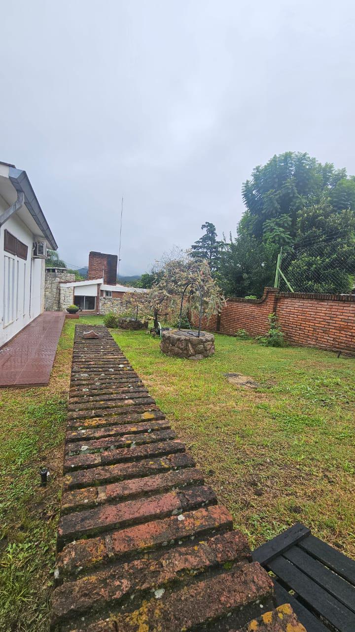 Casa 4 Dormitorios -Unquillo-