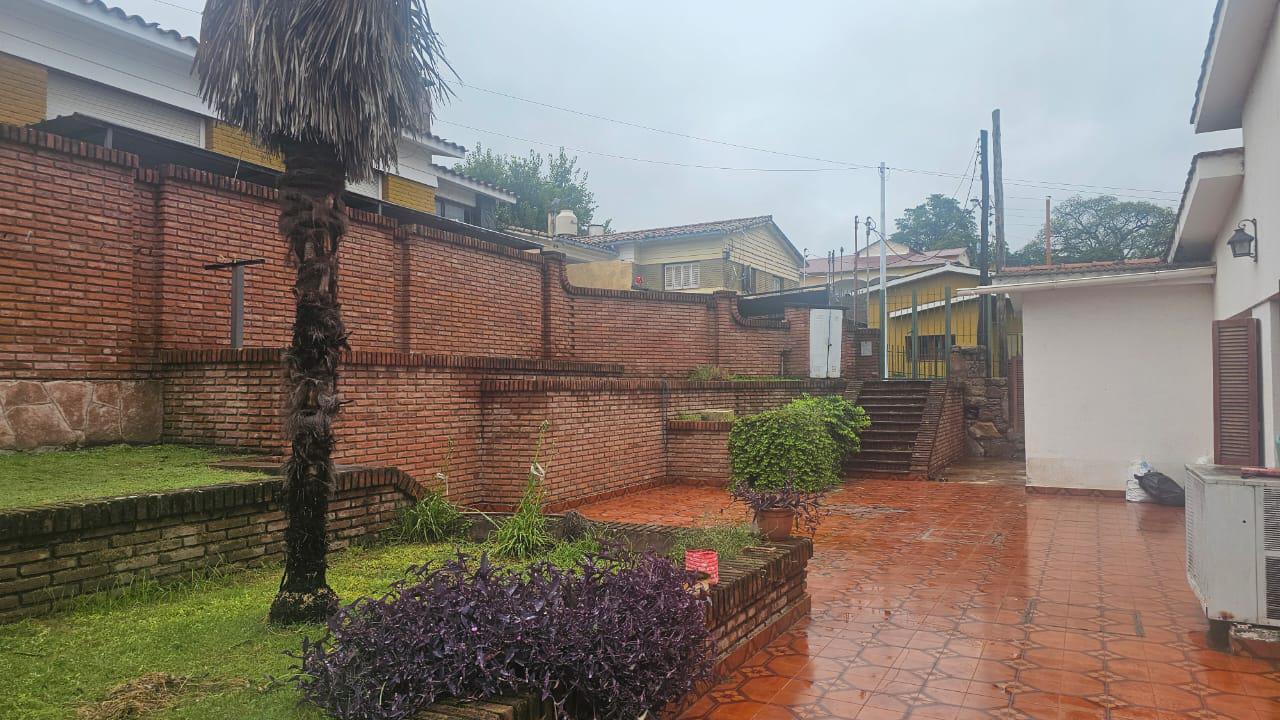 Casa 4 Dormitorios -Unquillo-