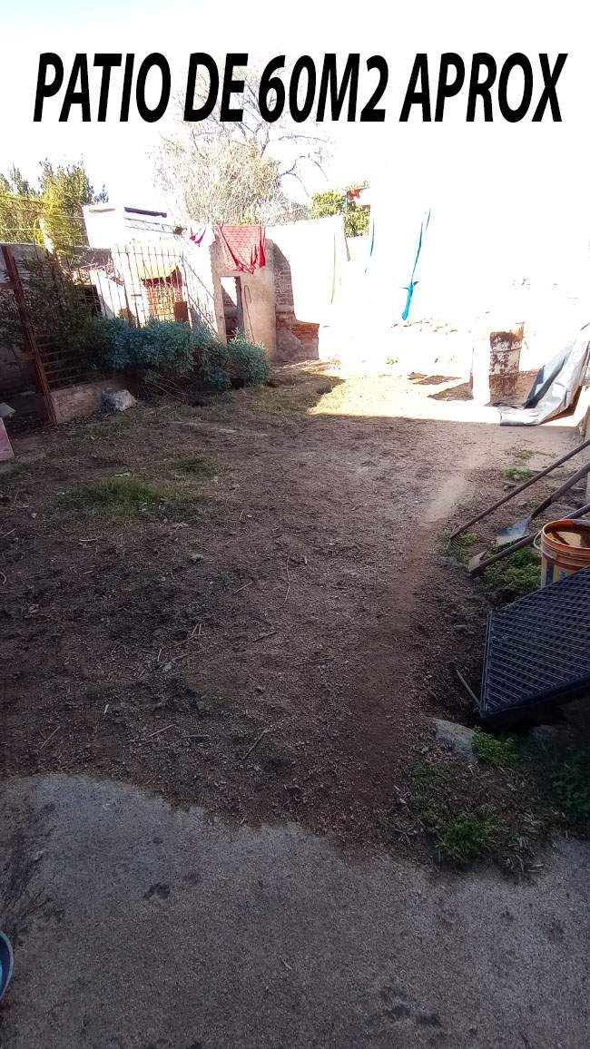 VENDO CASA CON GARAGE DOBLE EN BARRIO ALBERDI