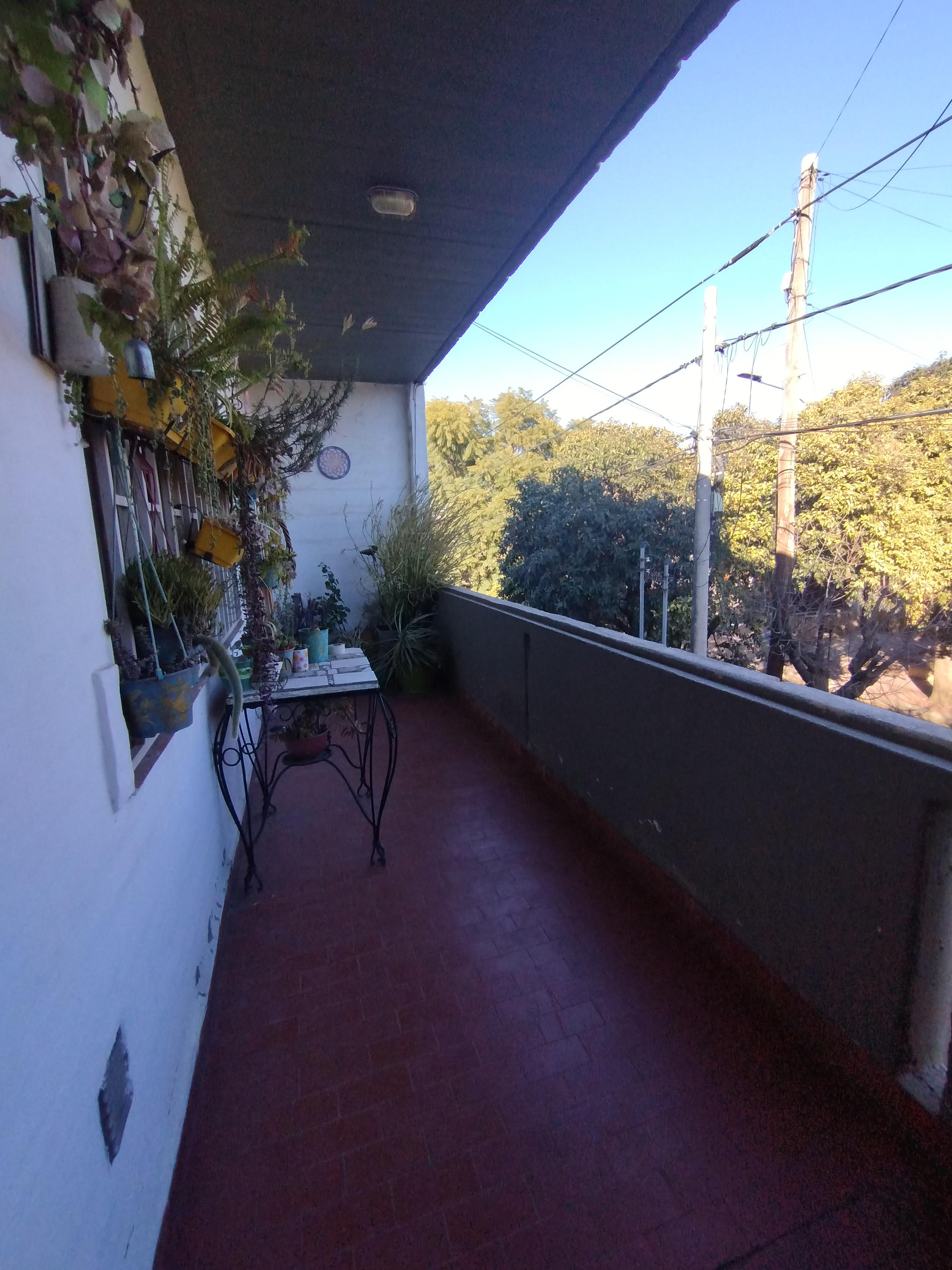 Departamento 3 Dormitorios  Terraza  200 m  Oportunidad de Inversión  B Ayacucho