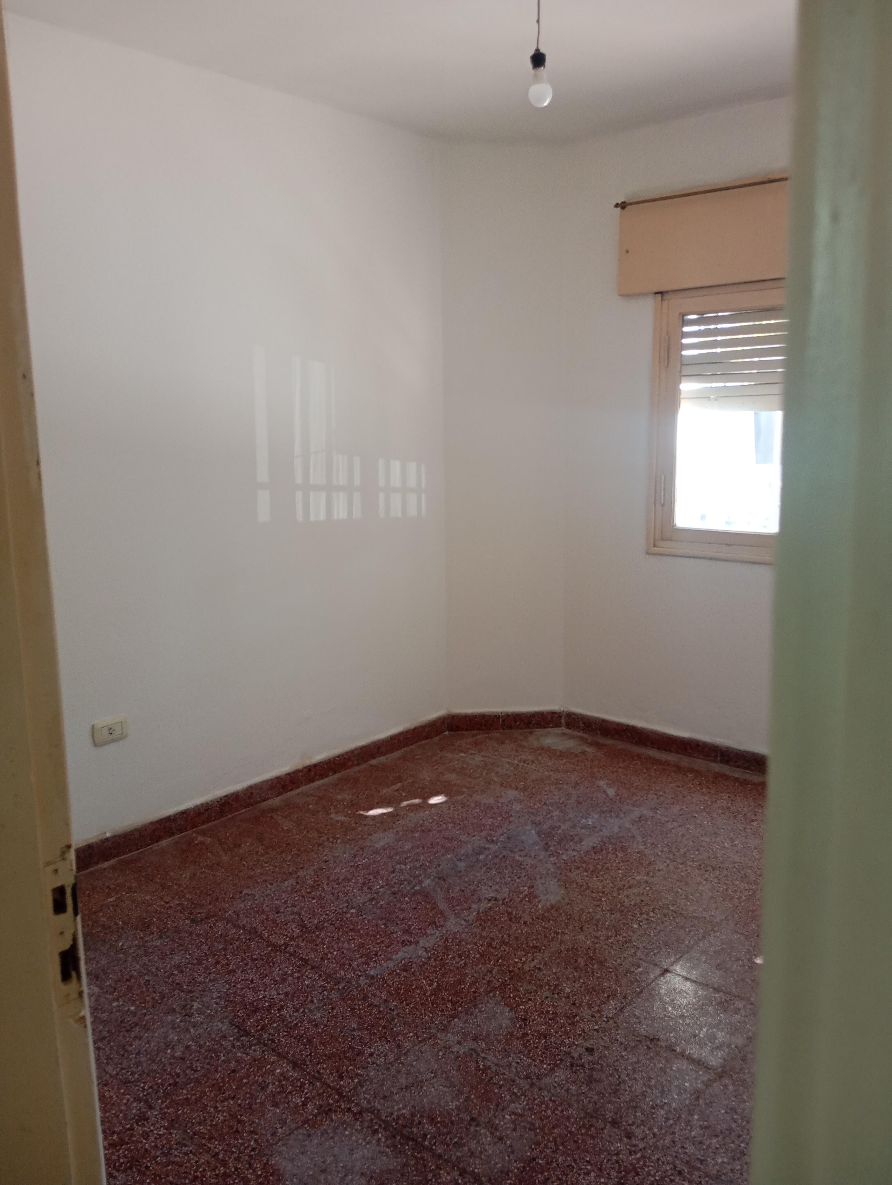 Alq. Casa p uso comercial c2 dorm. B Alberdi.