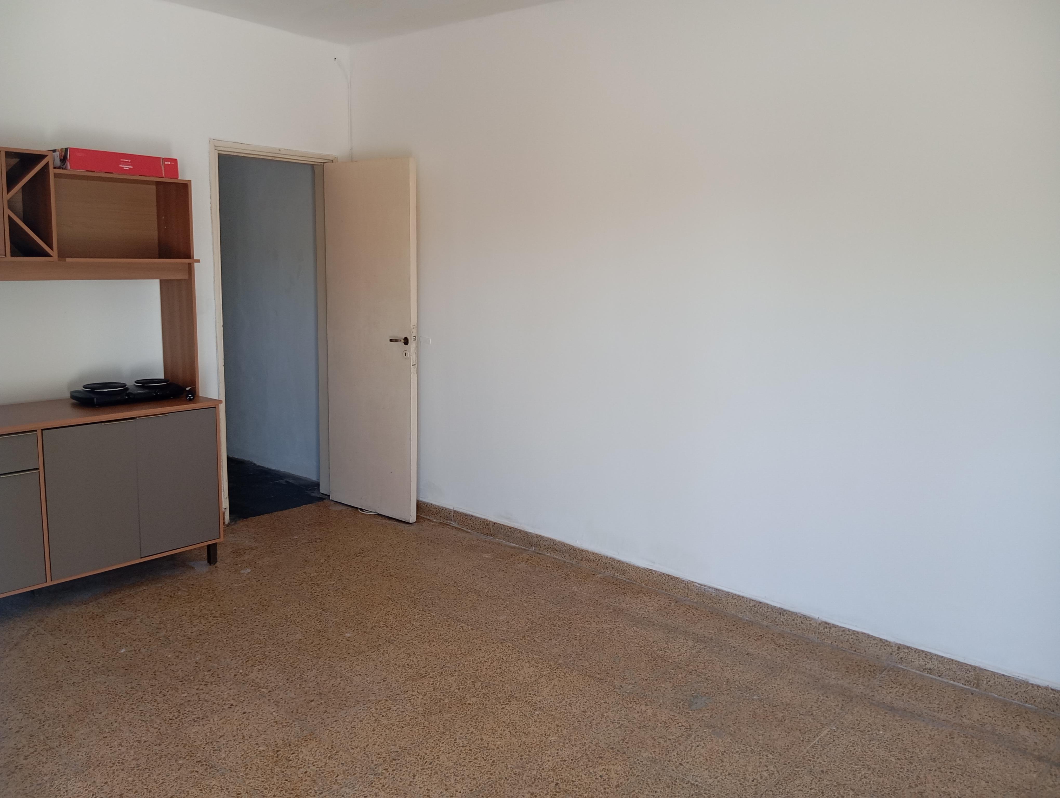 Alq. Casa p uso comercial c2 dorm. B Alberdi.