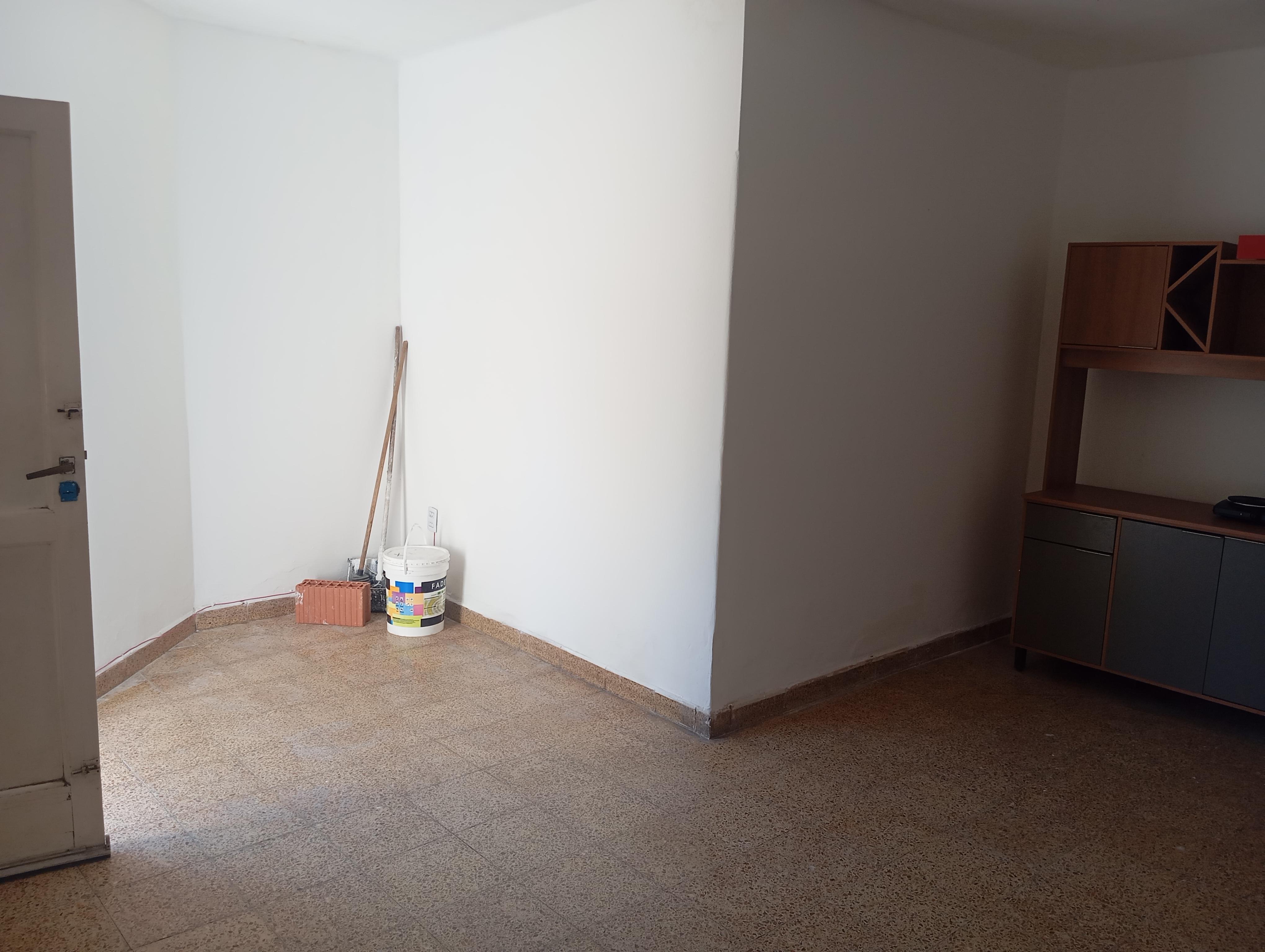 Alq. Casa p uso comercial c2 dorm. B Alberdi.