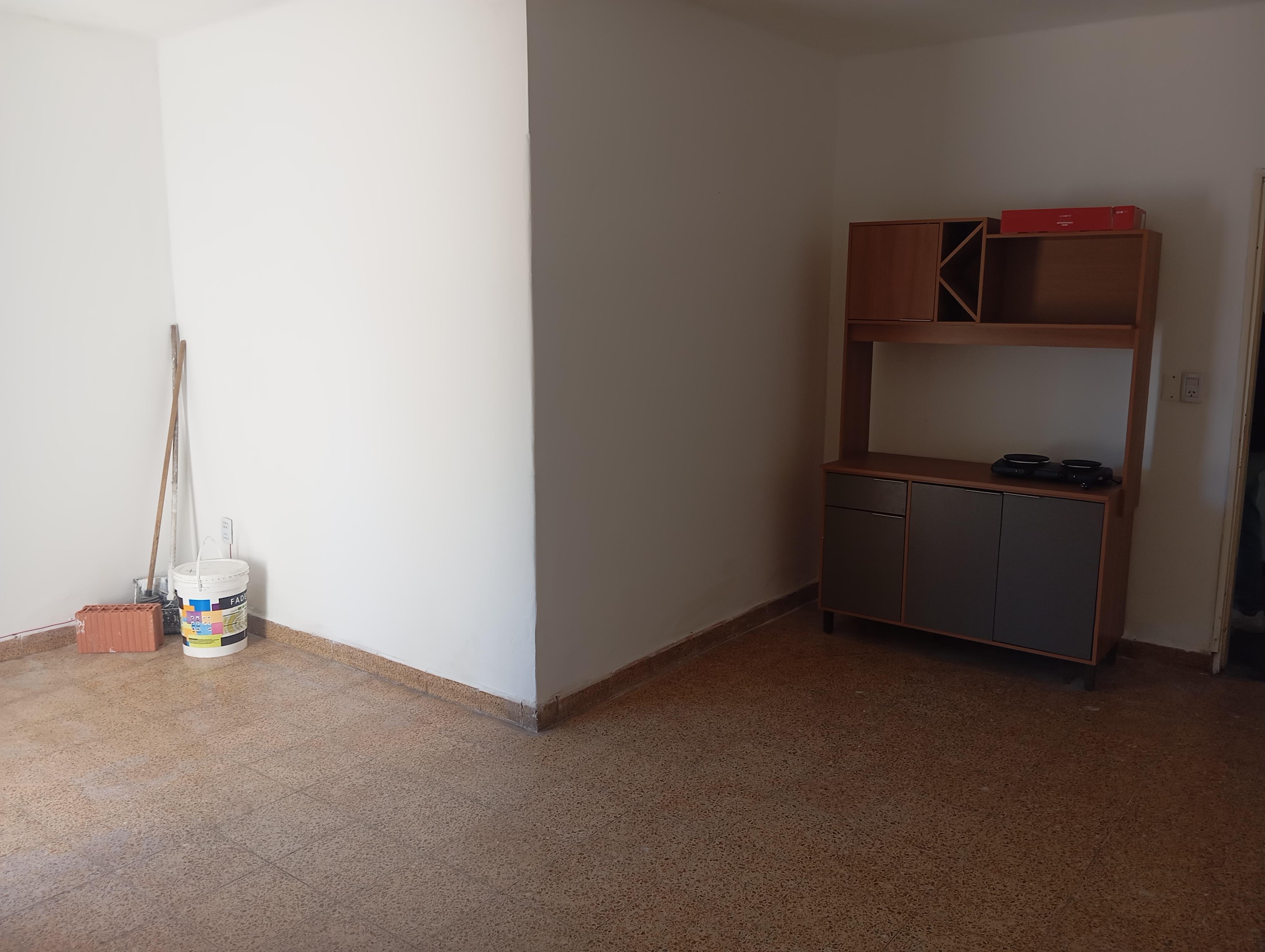 Alq. Casa p uso comercial c2 dorm. B Alberdi.