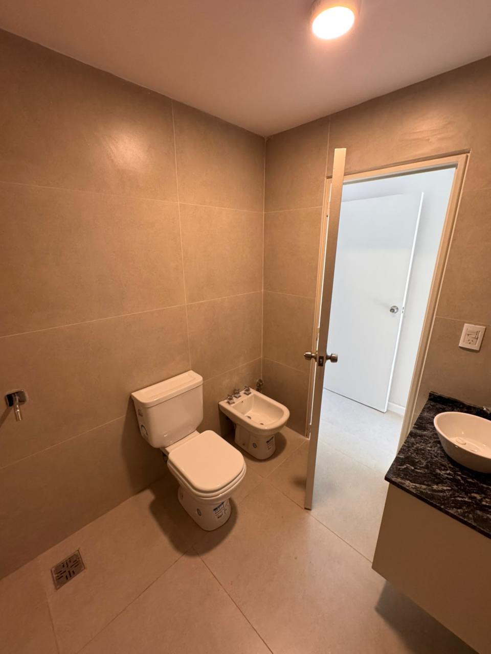 DPTO DE 3 HABITACIONES EN ALQUILER - NUEVA CÓRDOBA