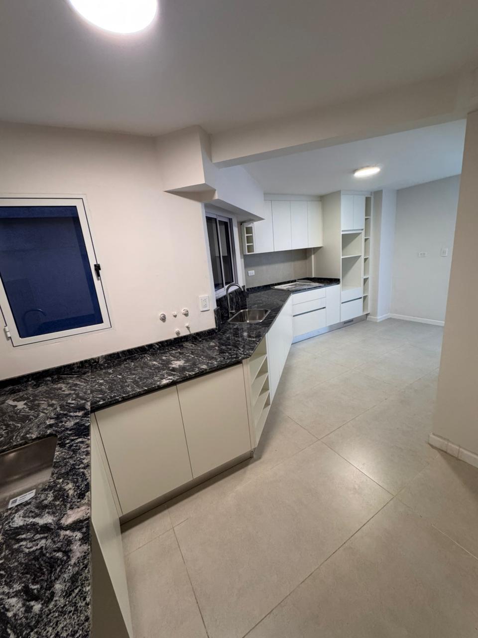 DPTO DE 3 HABITACIONES EN ALQUILER - NUEVA CÓRDOBA