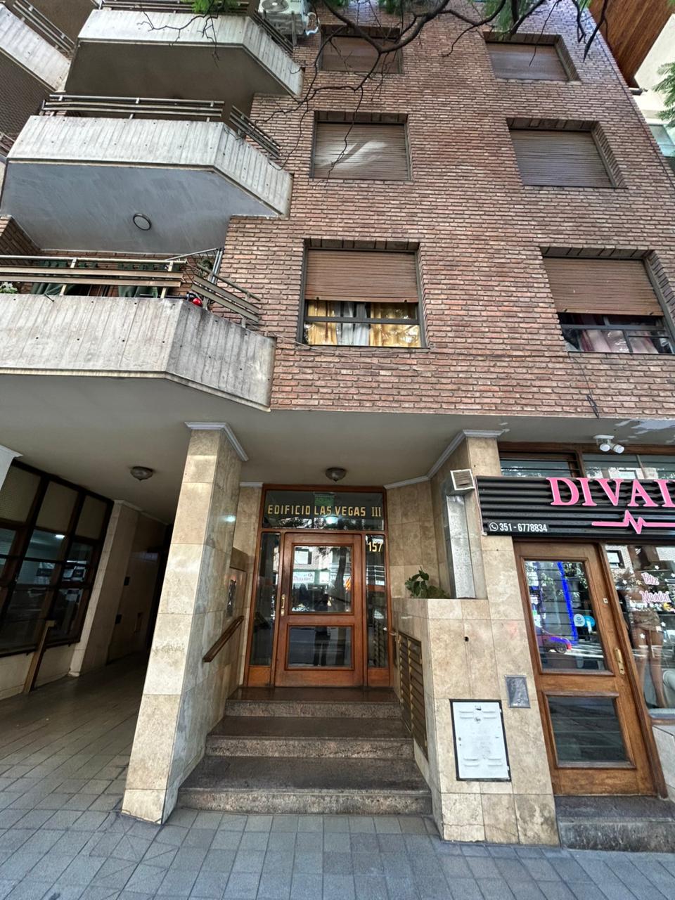 DEPTO 1 DORM NUEVA CBA SOBRE CALLE PUEYRREDÓN ESQ VELEZ SARSFIELD