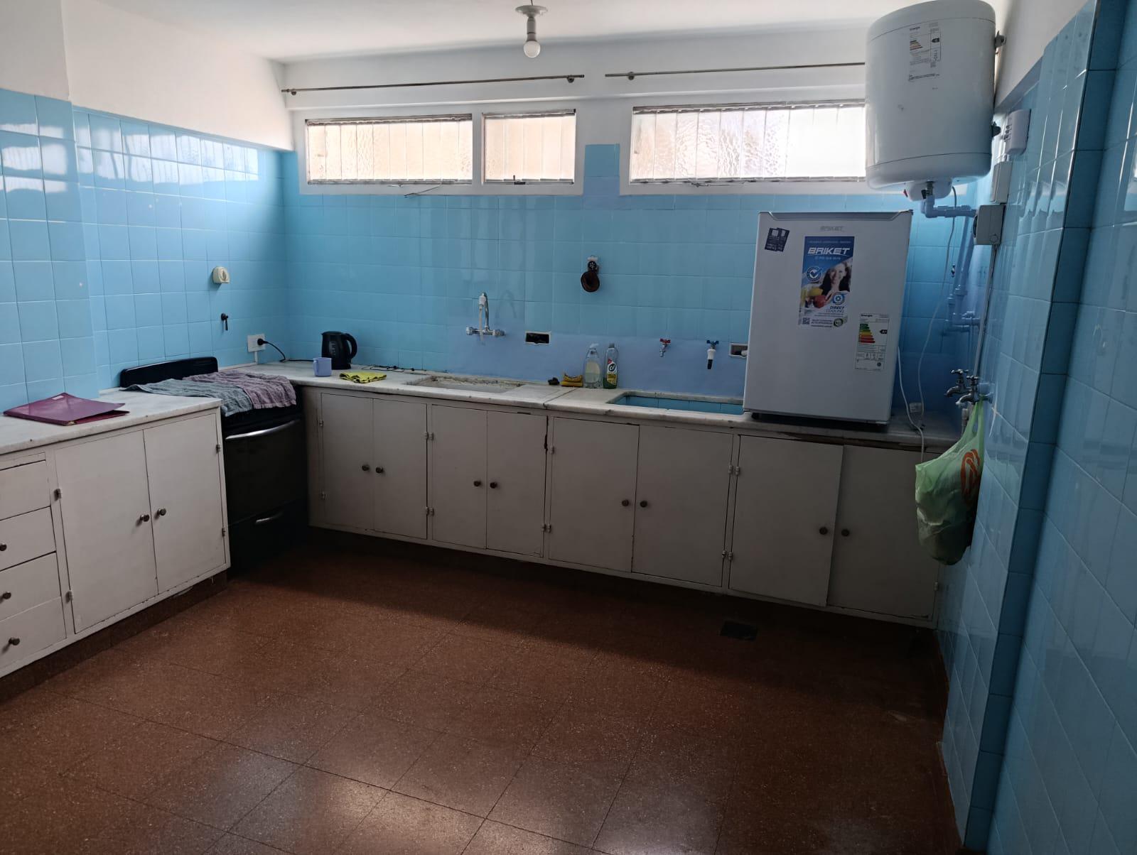 DEPTO COLON 377. 3 DOR 2 BÑOS $800.000