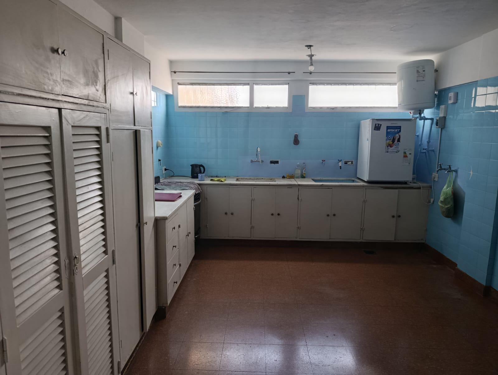 DEPTO COLON 377. 3 DOR 2 BÑOS $800.000