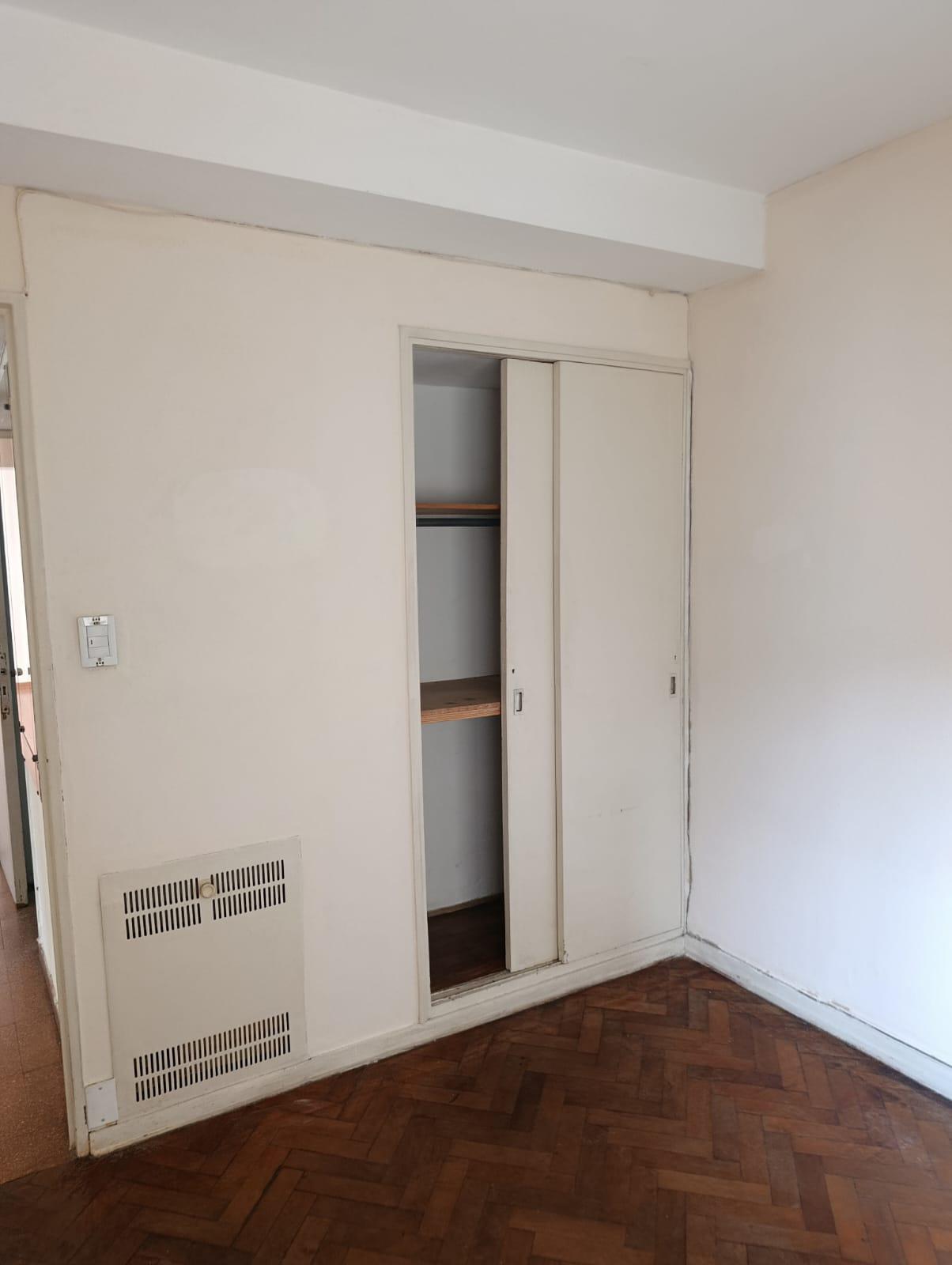 DEPTO COLON 377. 3 DOR 2 BÑOS $800.000
