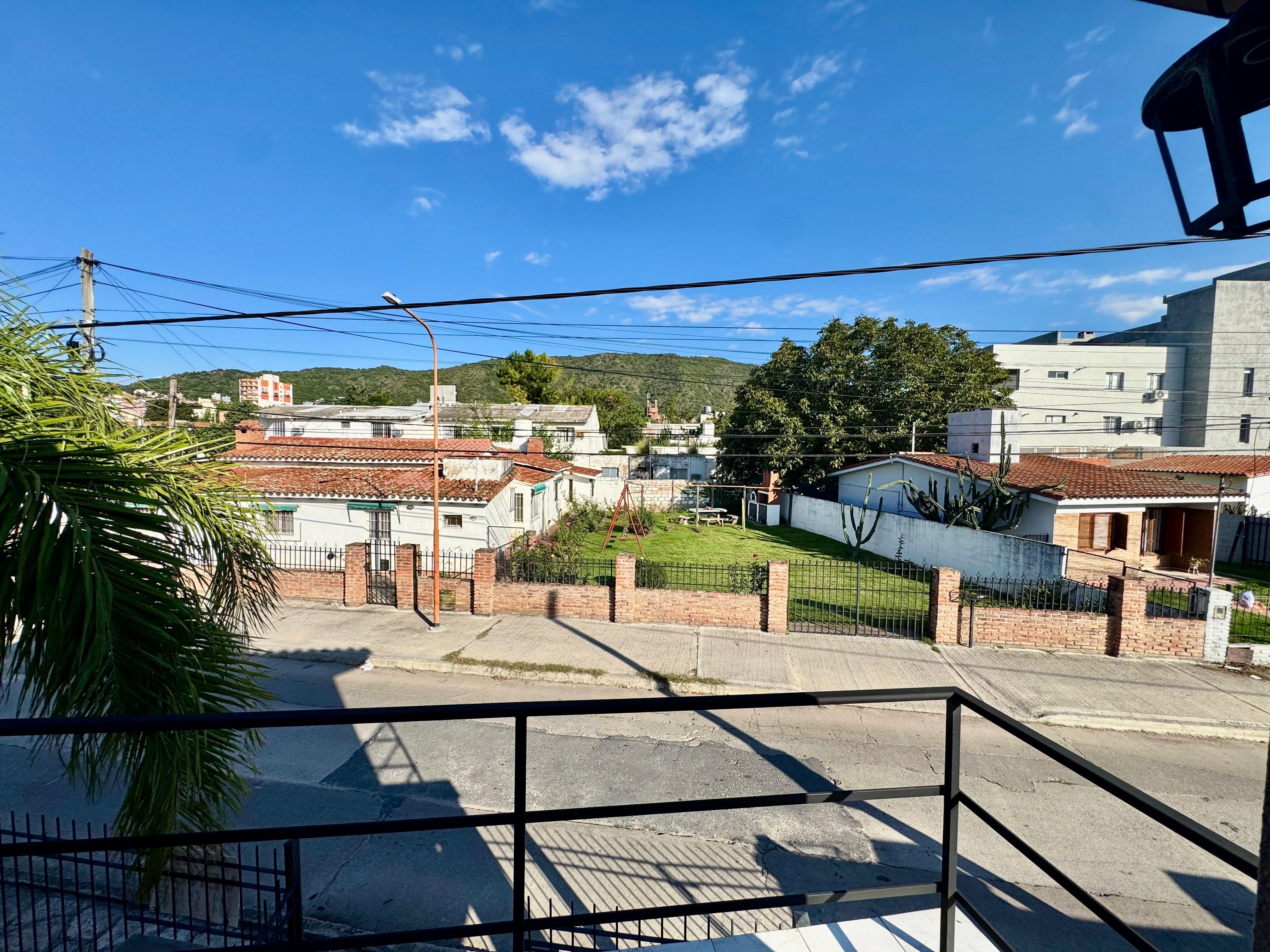 Casa mas departamento en VENTA en Villa Carlos Paz con Vista a las Sierras