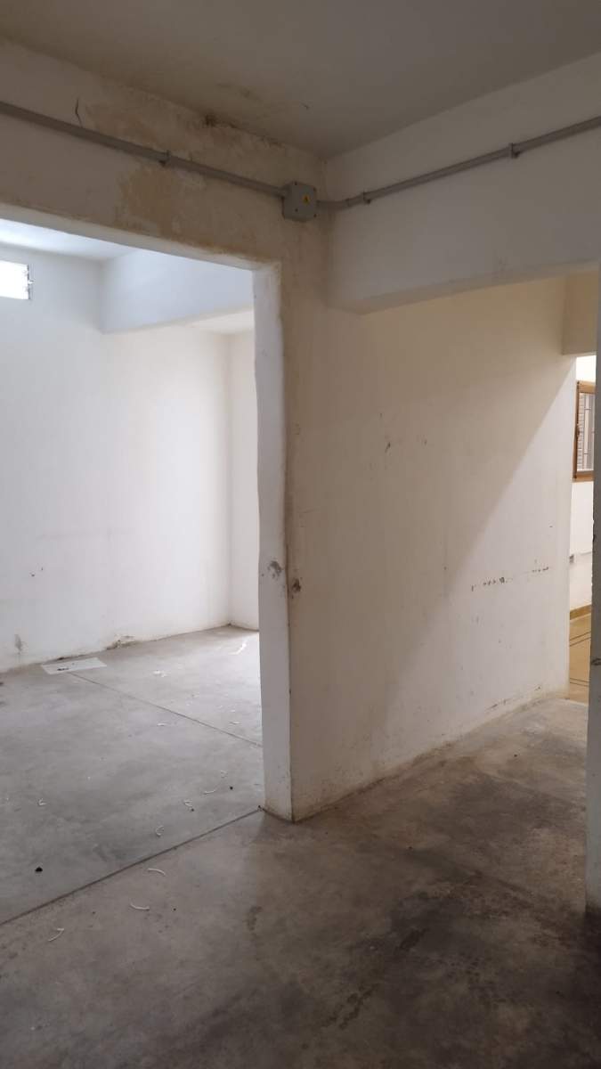 Casa-  Destino Comercial - B General Bustos