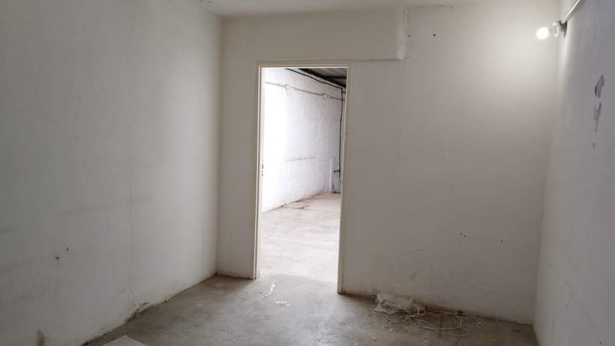 Casa-  Destino Comercial - B General Bustos