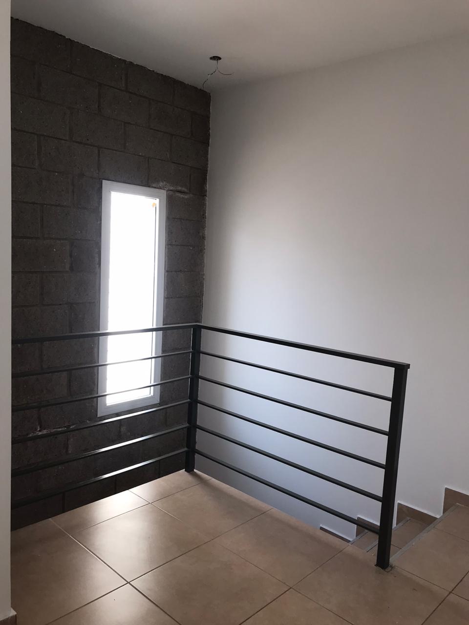 ALQUILER DUPLEX 2 DORM  CON COCHERA - LOMAS DEL SUQUIA NO SE ACEPTAN MASCOTAS