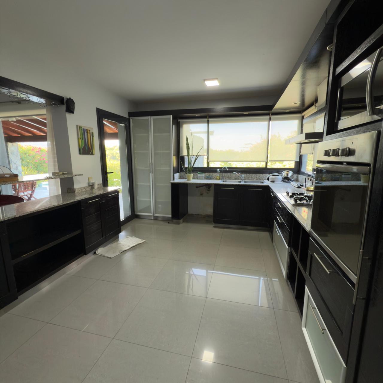 CINCO LOMAS - CASA EN VENTA