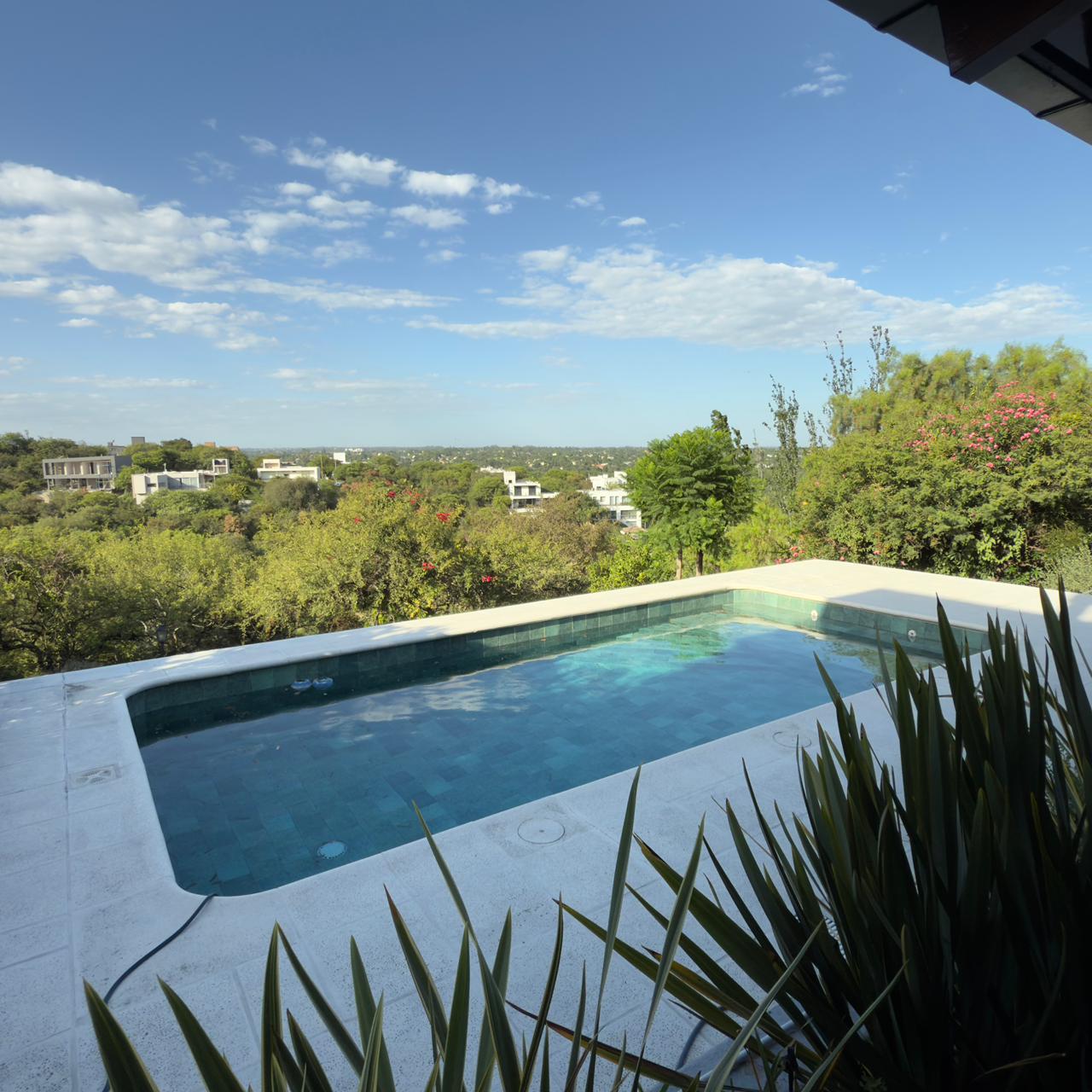 CINCO LOMAS - CASA EN VENTA