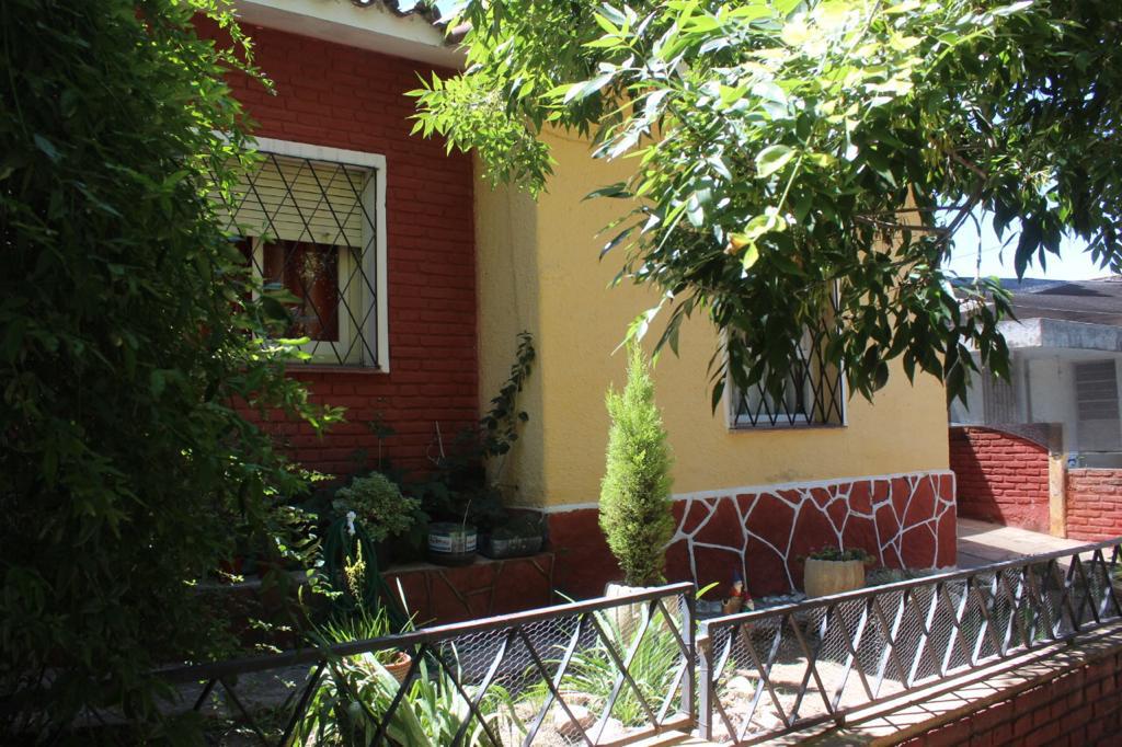 Se vende casa de 3 dormitorios en La Falda, Córdoba.