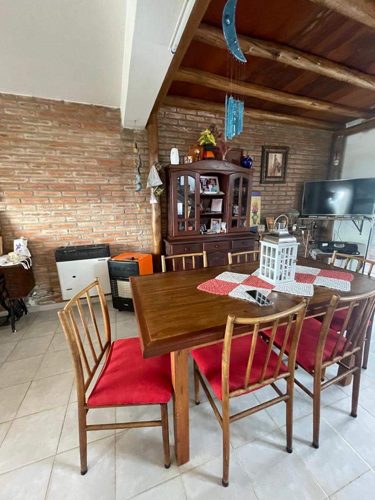 VENTA DE HERMOSA CASA 2 DORM. EN SALSIPUEDES, CÓRDOBA.