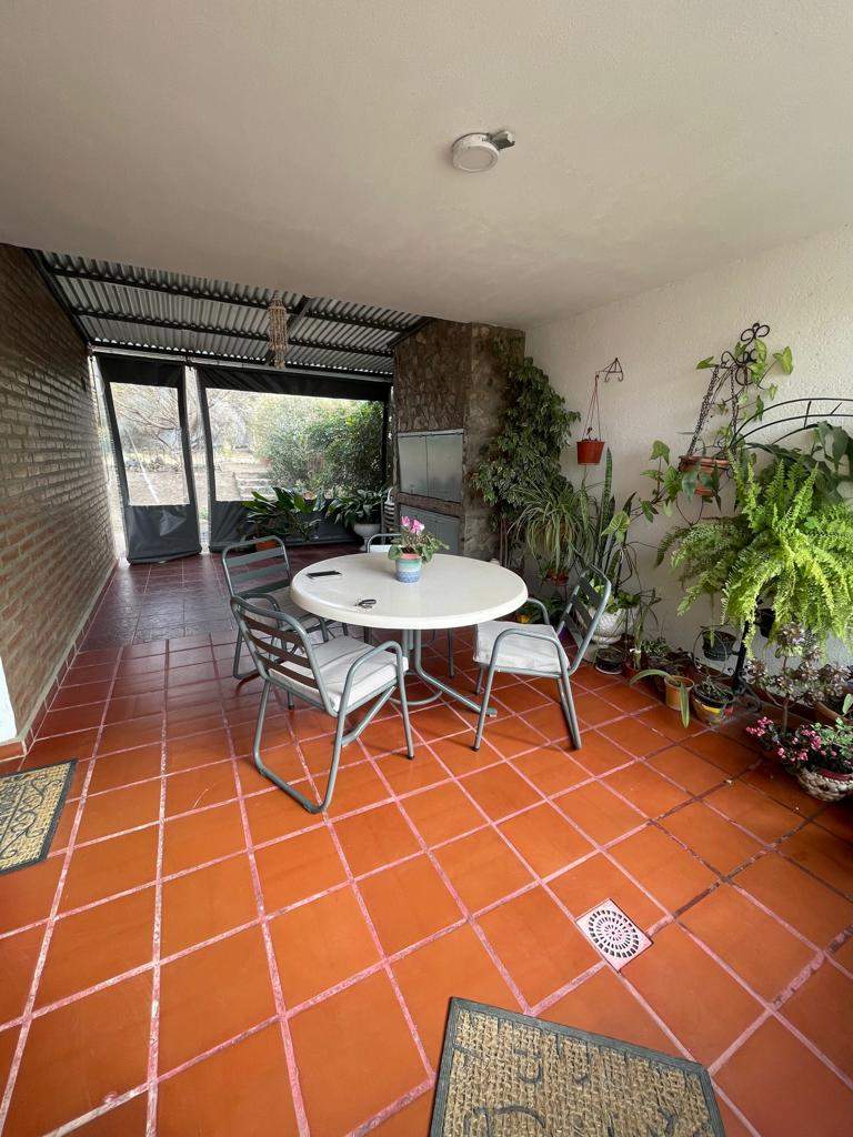 VENTA DE HERMOSA CASA 2 DORM. EN SALSIPUEDES, CÓRDOBA.