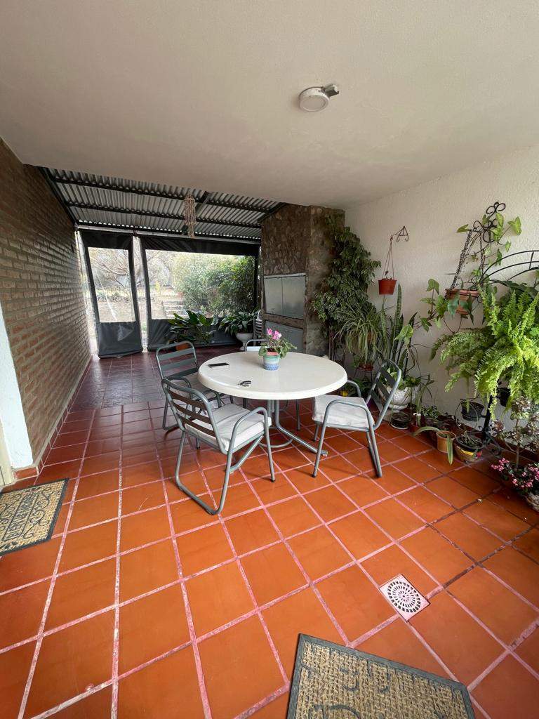 VENTA DE HERMOSA CASA 2 DORM. EN SALSIPUEDES, CÓRDOBA.