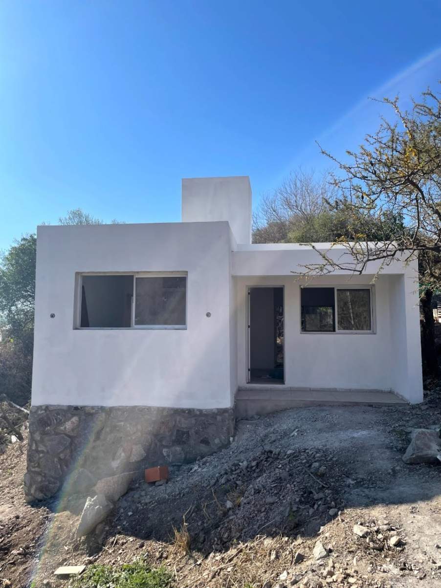 VENTA DE CASA 2 DORM. EN SALSIPUEDES, CÒRDOBA. ARGENTINA