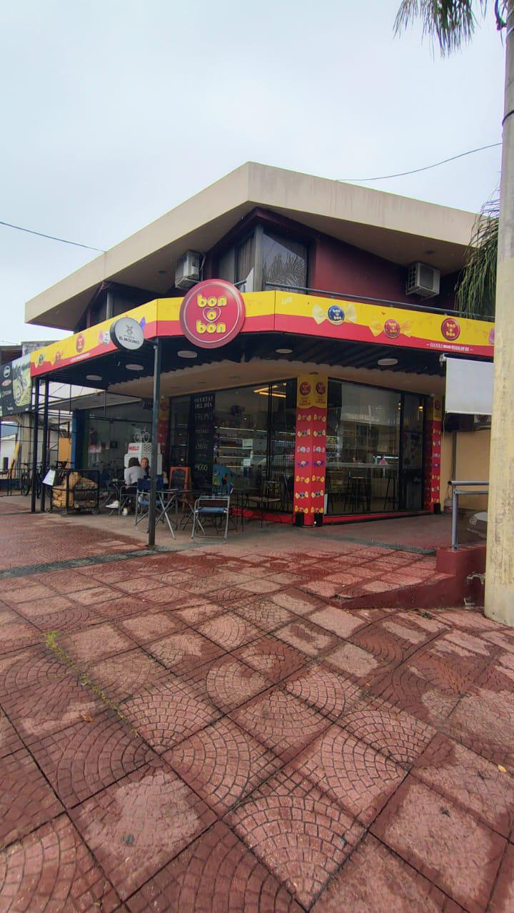 VENDO LOCAL EN VILLA CARLOS PAZ AV LOS SAUCES