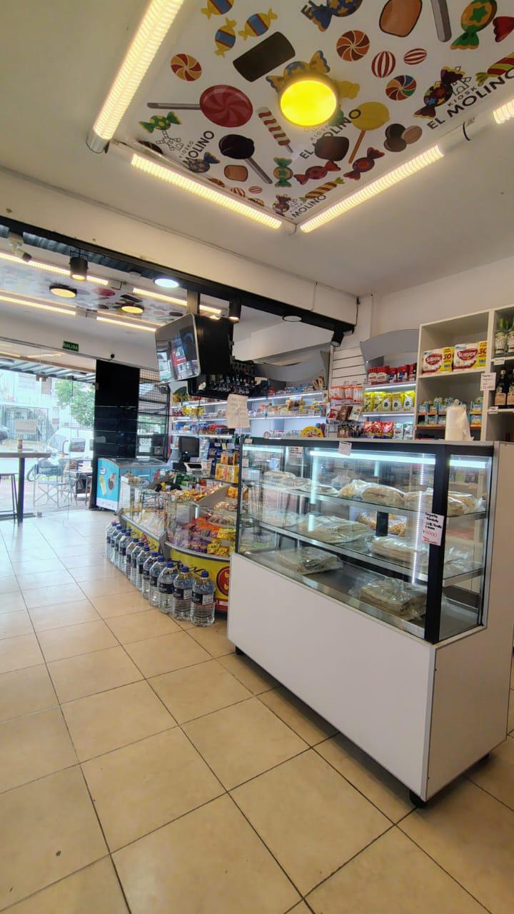 VENDO LOCAL EN VILLA CARLOS PAZ AV LOS SAUCES