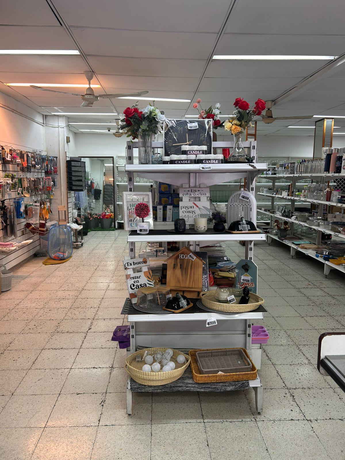 Alquiler local en el centro calle Bs As zona bancaria