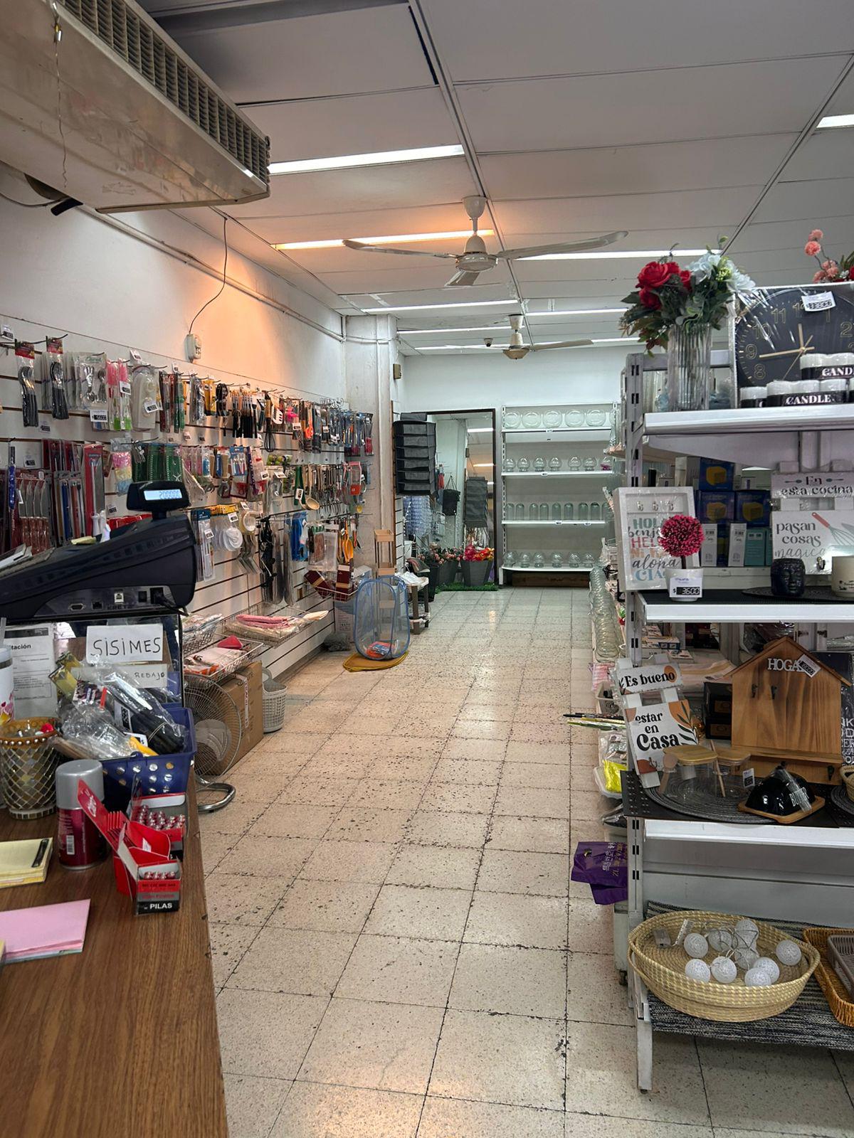 Alquiler local en el centro calle Bs As zona bancaria