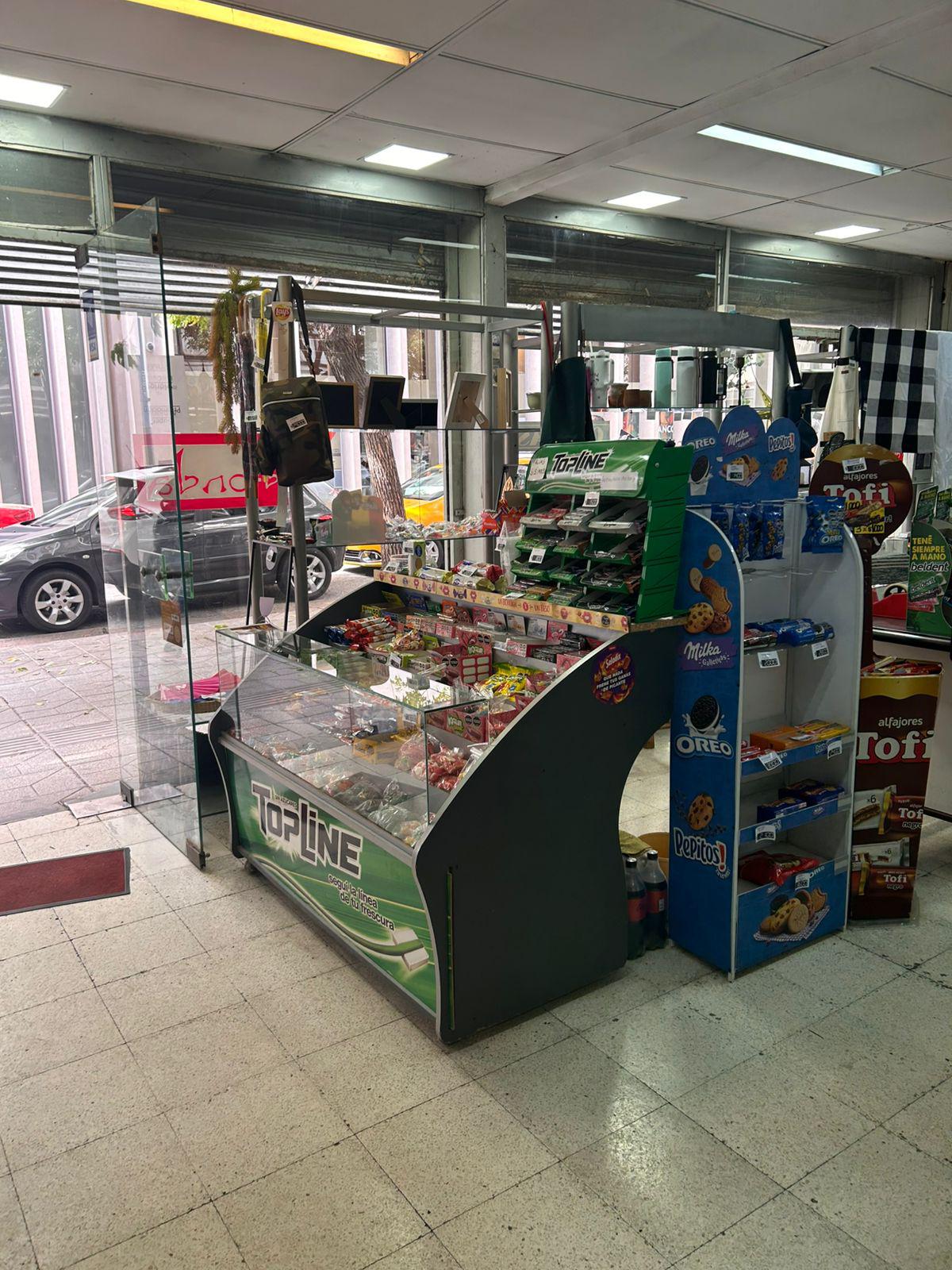 Alquiler local en el centro calle Bs As zona bancaria