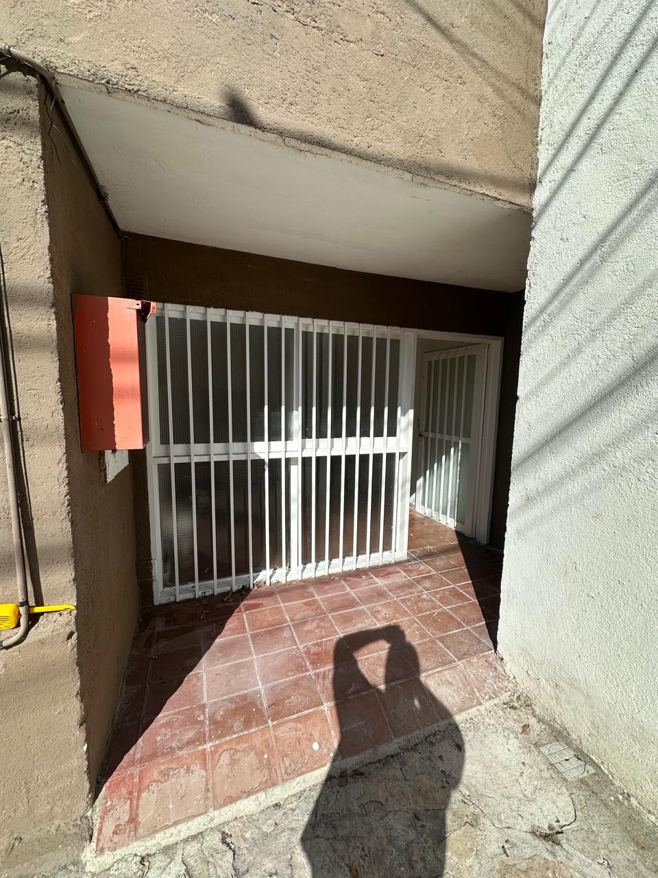 Departamento en alquiler PB - Barrio Jarind
