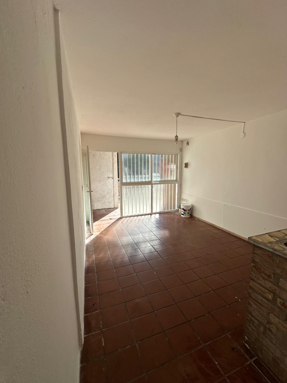 Departamento en alquiler PB - Barrio Jarind