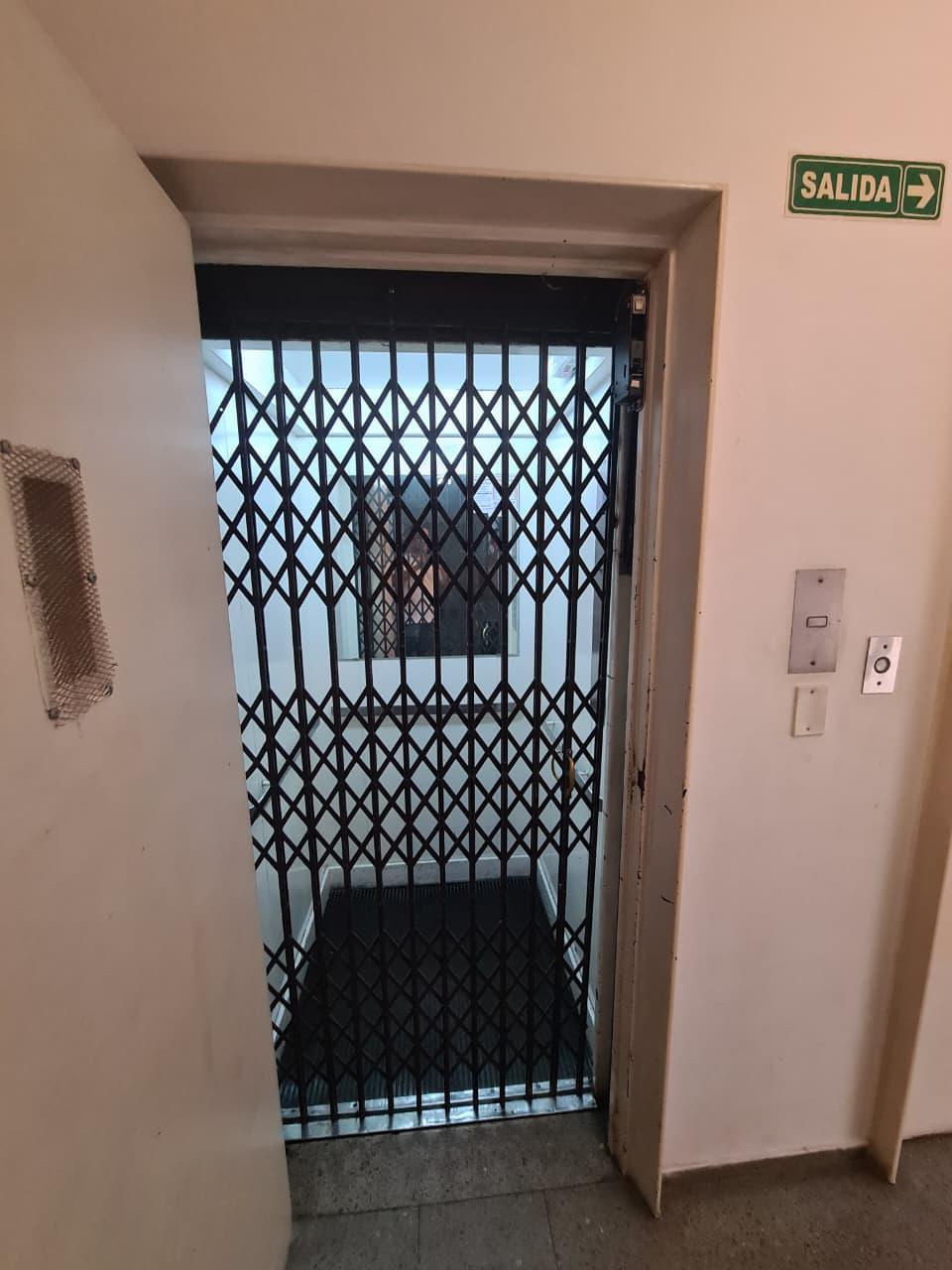 VENTA  MONOAMBIENTE CENTRICO AMPLIO