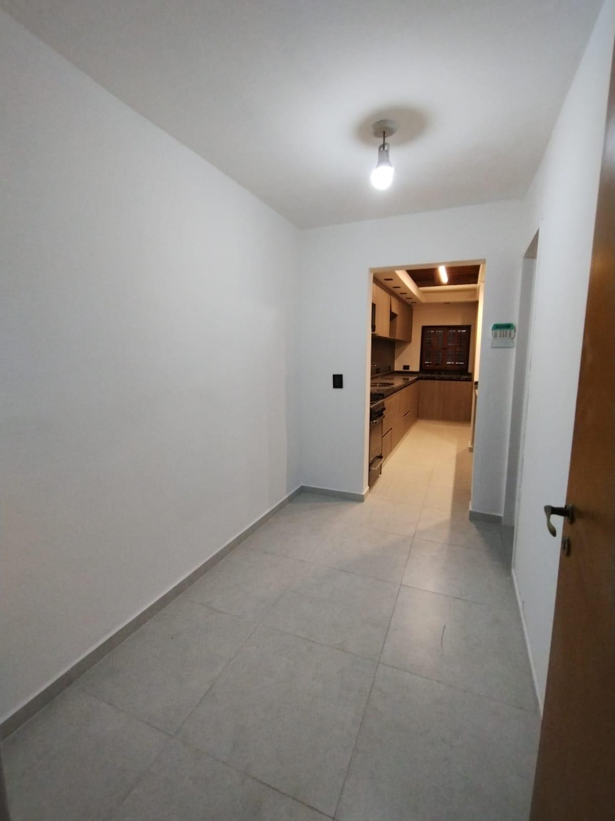 URCA - ALQUILER CASA 2 DORM