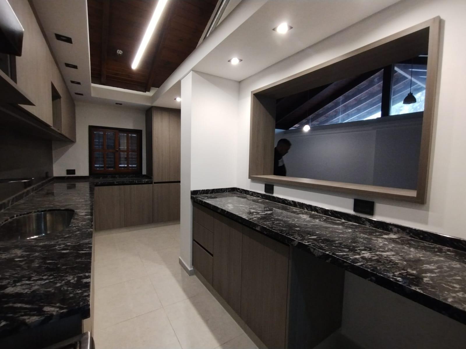 URCA - ALQUILER CASA 2 DORM