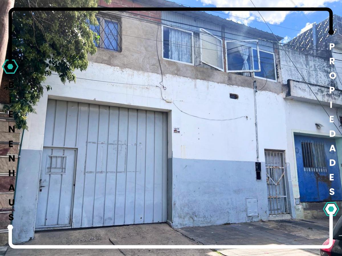 Galpón con departamento planta alta. Alta Córdoba
