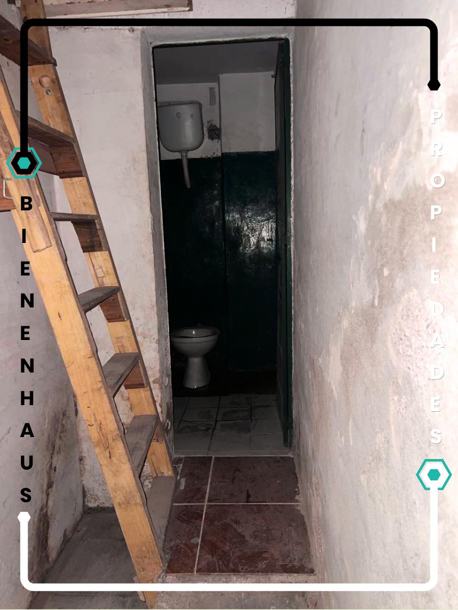 Galpón con departamento planta alta. Alta Córdoba
