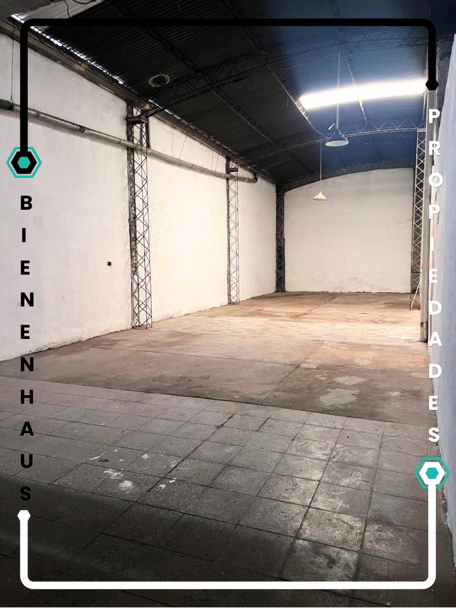 Galpón con departamento planta alta. Alta Córdoba