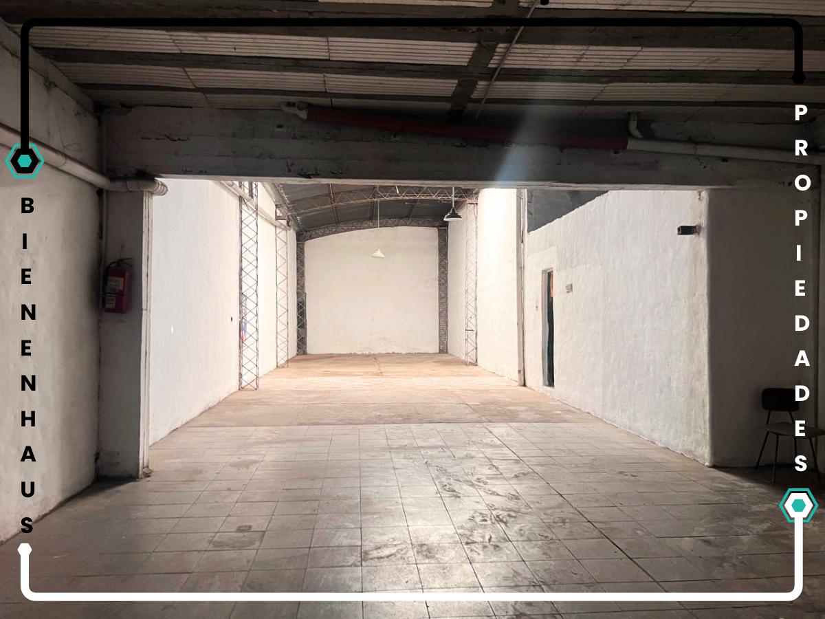 Galpón con departamento planta alta. Alta Córdoba
