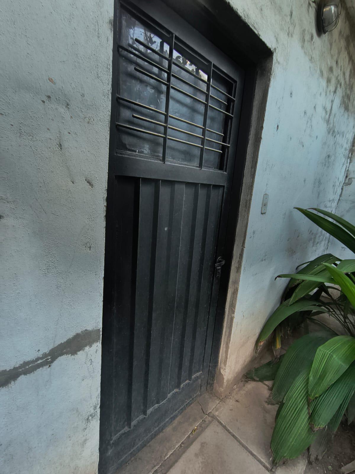 SAN VICENTE: CASA EN VENTA DE 3 DORMITORIOS COCHERA Y PATIO