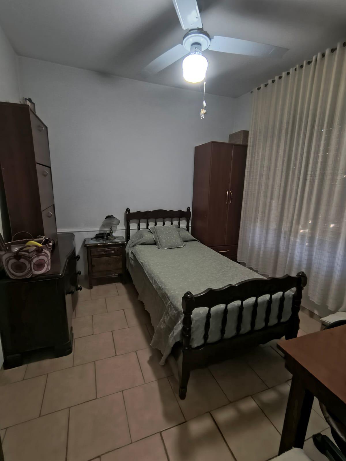 SAN VICENTE: CASA EN VENTA DE 3 DORMITORIOS COCHERA Y PATIO