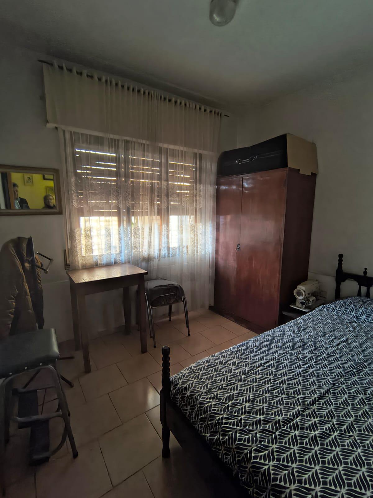 SAN VICENTE: CASA EN VENTA DE 3 DORMITORIOS COCHERA Y PATIO