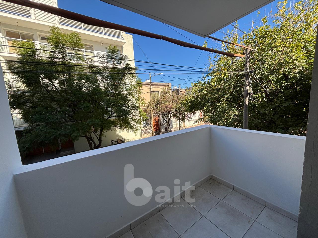 ALQUILO DEPARTAMENTO 1 DORMITORIO CON BALCON  ALBERDI
