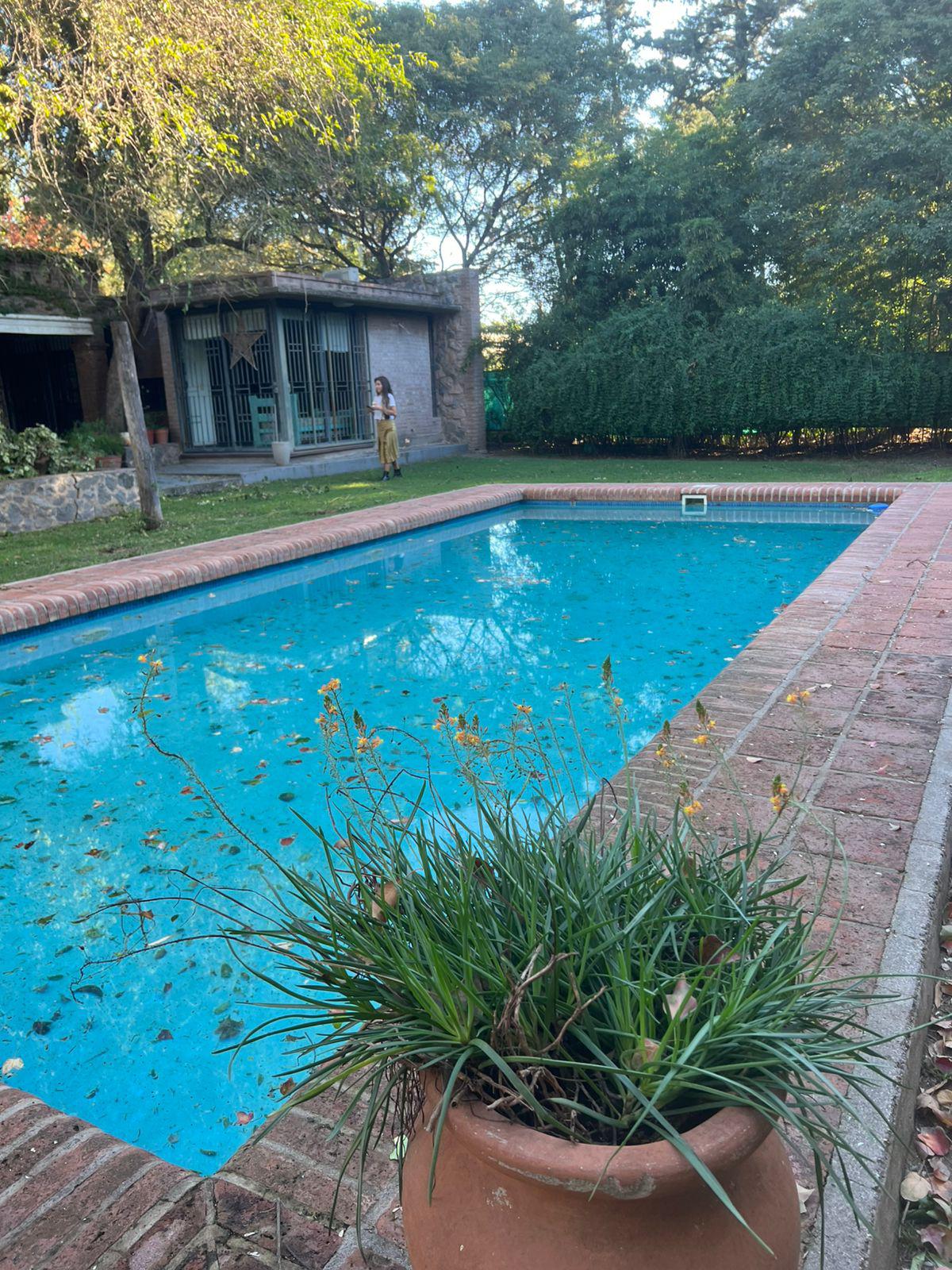 ALQUILER CASA  VILLA RIVERA INDARTE  4 DORMITORIOS 960 MTS DE TERRENO PISCINA