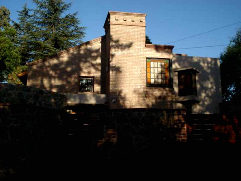 ALQUILER CASA  VILLA RIVERA INDARTE  4 DORMITORIOS 960 MTS DE TERRENO PISCINA