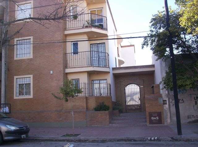 DPTO EN ALQUILER B ALTA CORDOBA