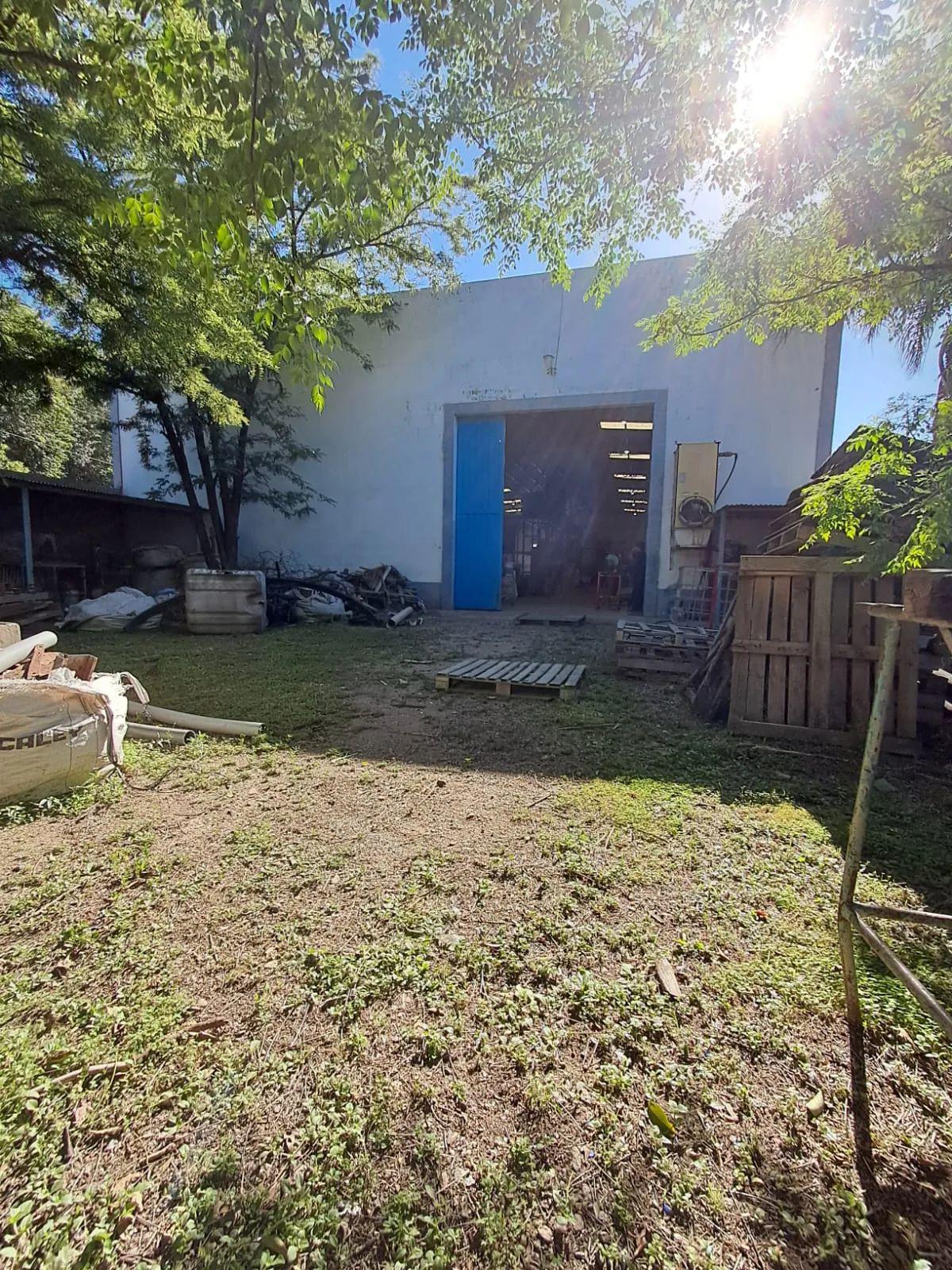 Galpon en Alquiler - Villa Esquiu