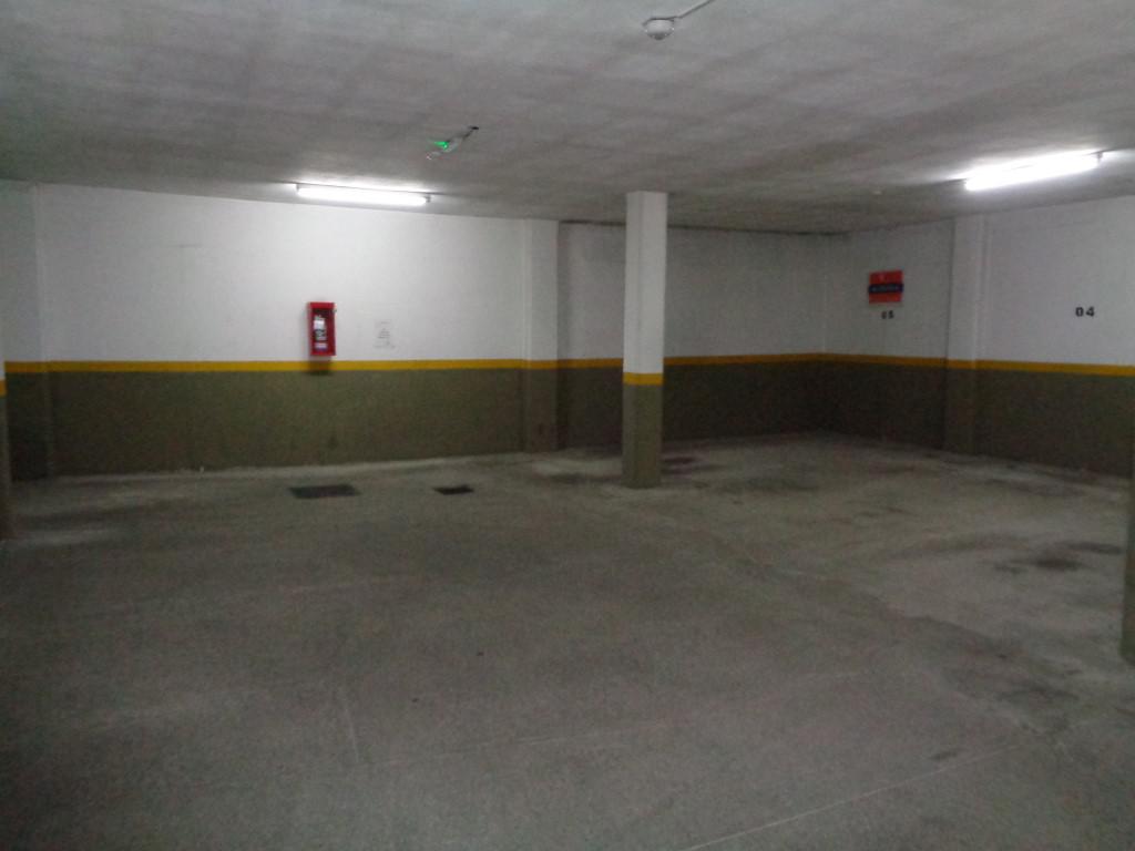 Barrio Nueva Córdoba - Excelente Cochera Privada, Amplia y Cubierta, en Edificio de Categoría, con Fácil Acceso y Portón Automático