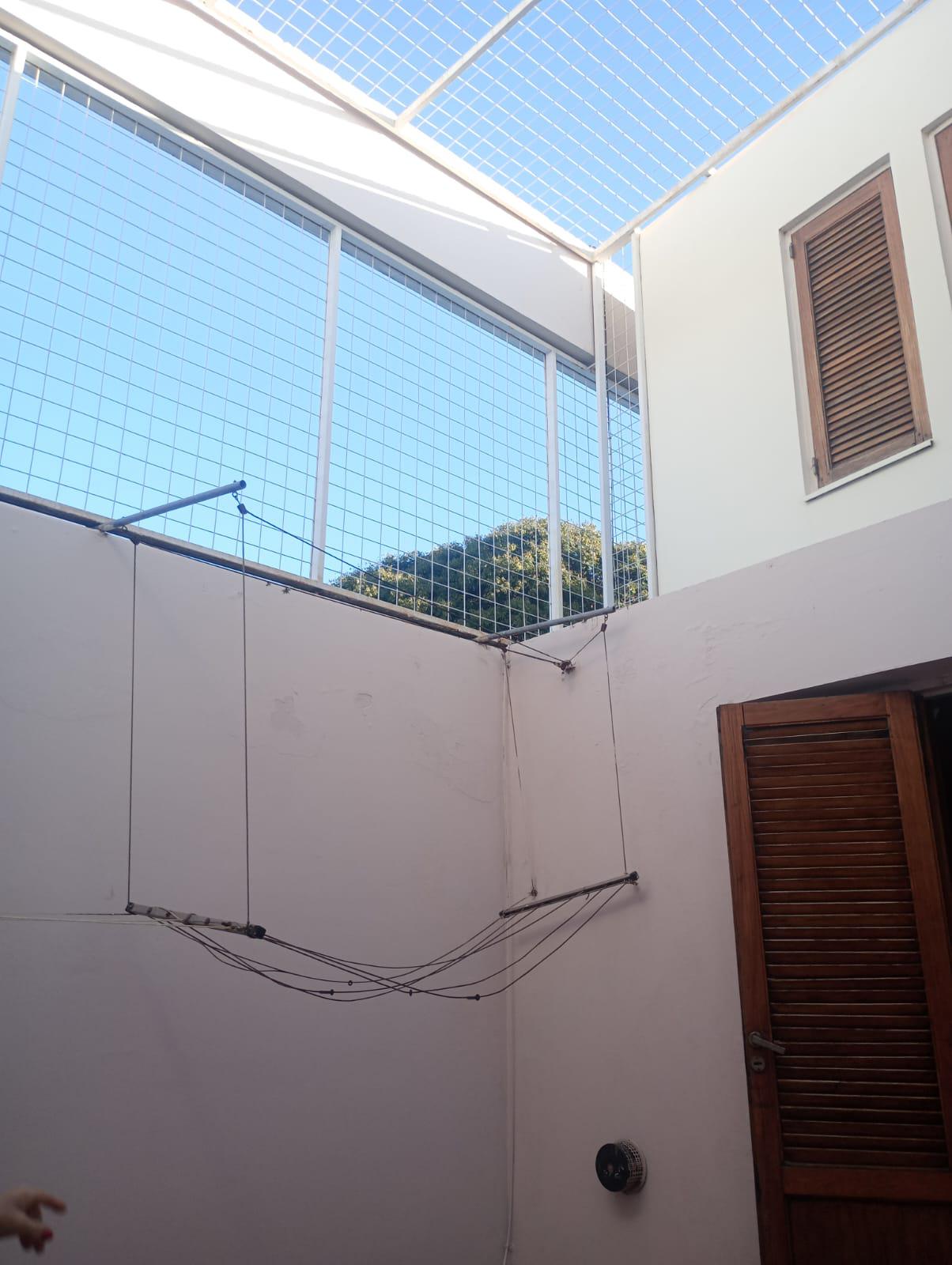 ALQUILER CASA DE CATEGORIA EN CERRO CHICO!