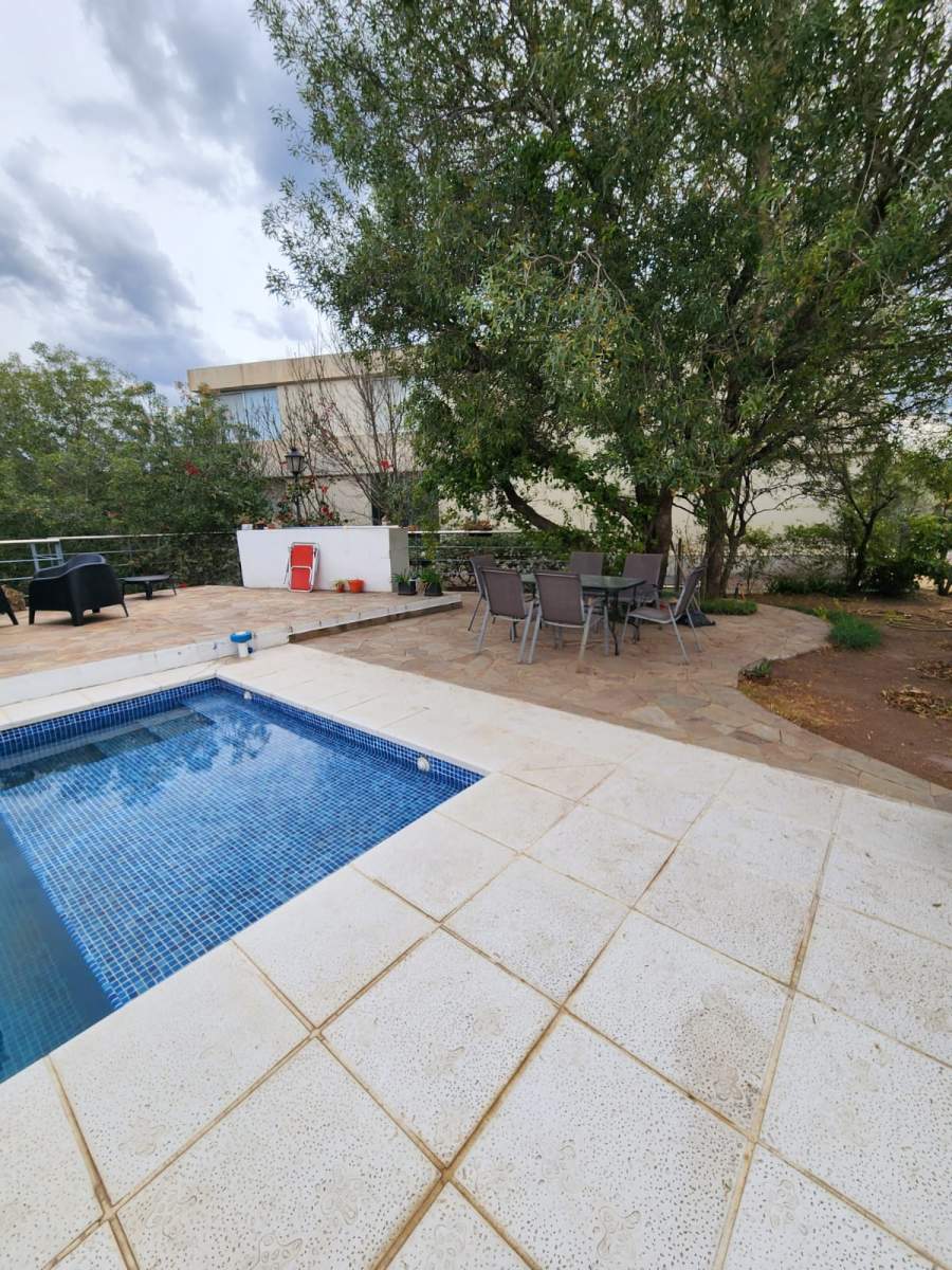 SE VENDE EXCLUSIVA CASA DE 4 HABITACIONES EN ESTANCIA Q2